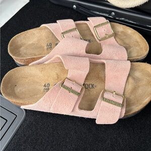 Birkenstock Light Pink Suede Sandals